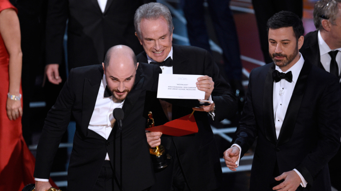 Oscars to keep accounting firm PwC despite Best Picture&nbsp;nightmare